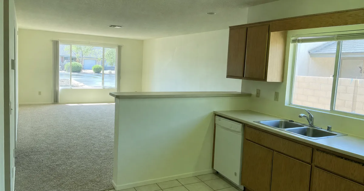 West Hills, CA: a residential carpeted room